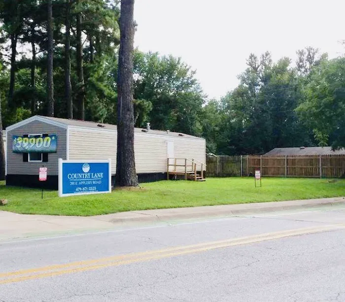 Country Lane Mobile Home Park Picture 4