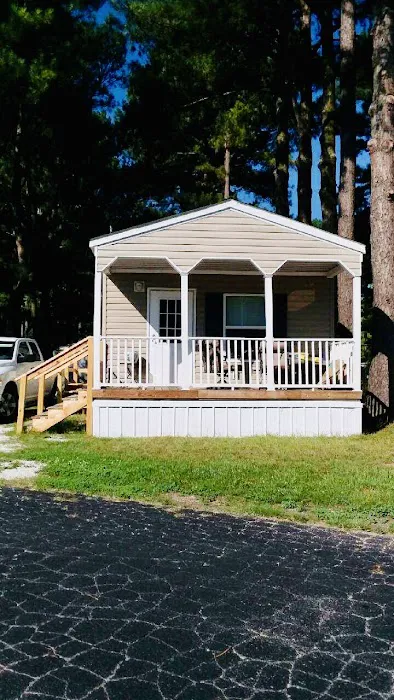 Country Lane Mobile Home Park Picture 8