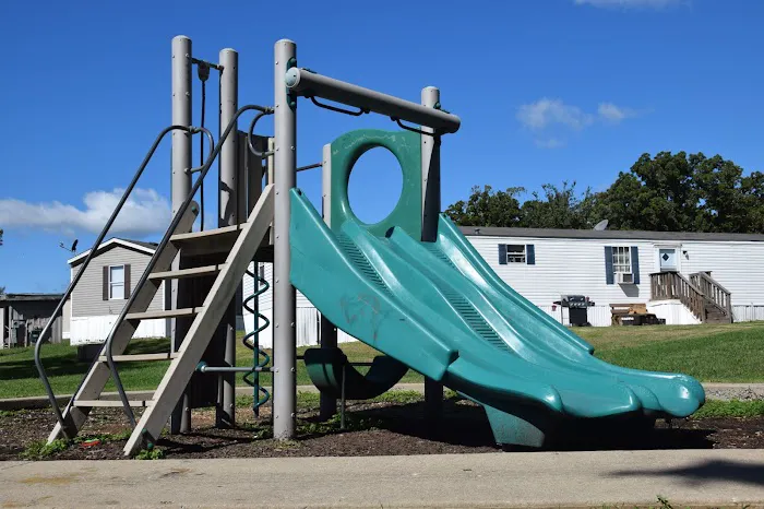 Oak Glen Manufactured Home Community Picture 1