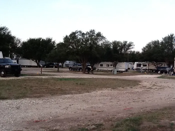 Grape Creek Phoenix RV Park Picture 6
