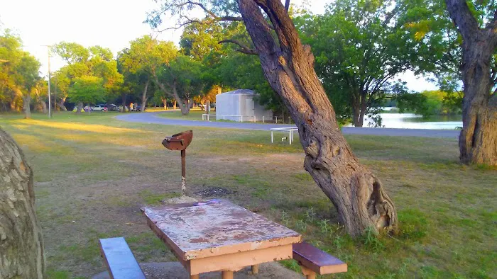 Huling RV Park Picture 4