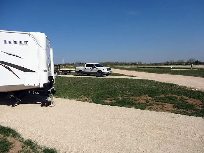 Sam's Place RV Park Picture 8