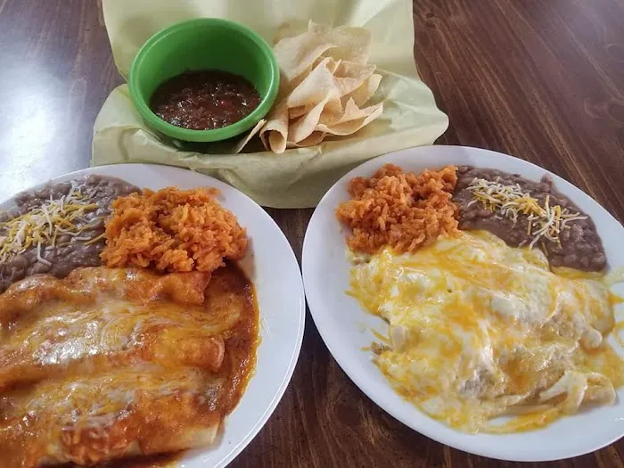 Lake Sweetwater General Store Picture 3