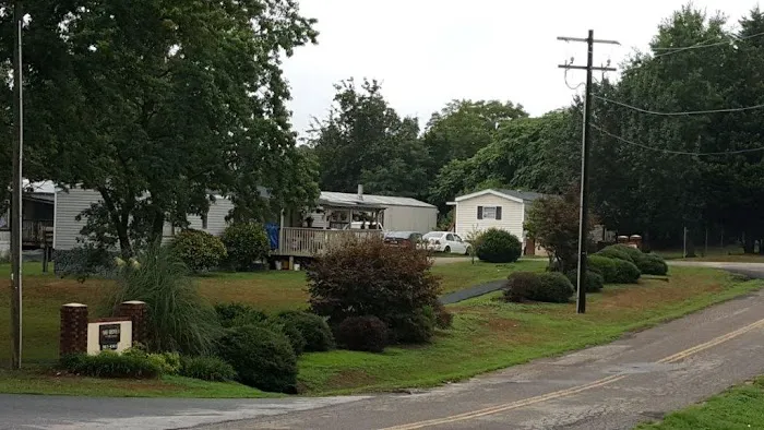 Oak Grove Estates Picture 2