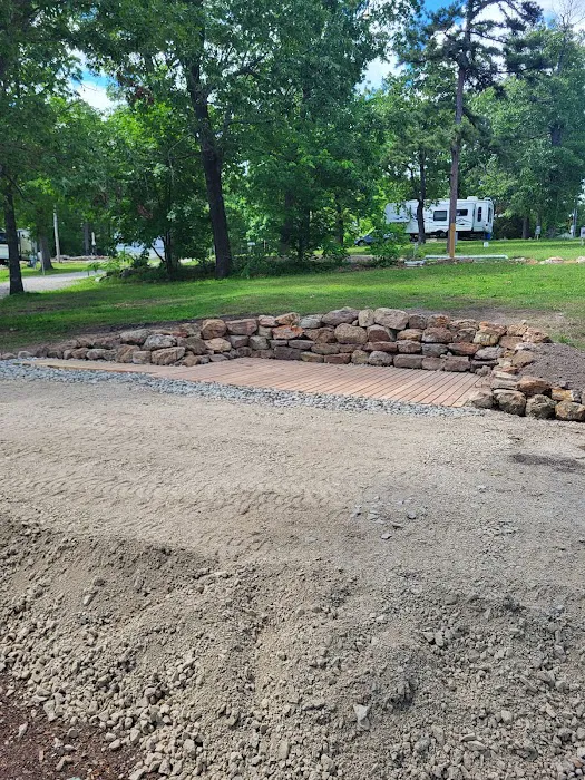 MOUNTAIN HOME RV PARK/CRESTWOOD Picture 4