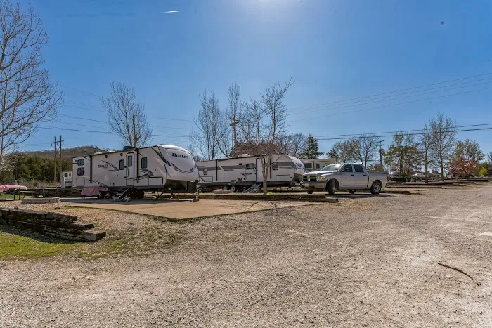 Branson Stagecoach Campground Picture 6