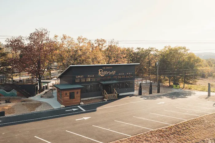 The Embers Glamping & RV Resort Picture 8