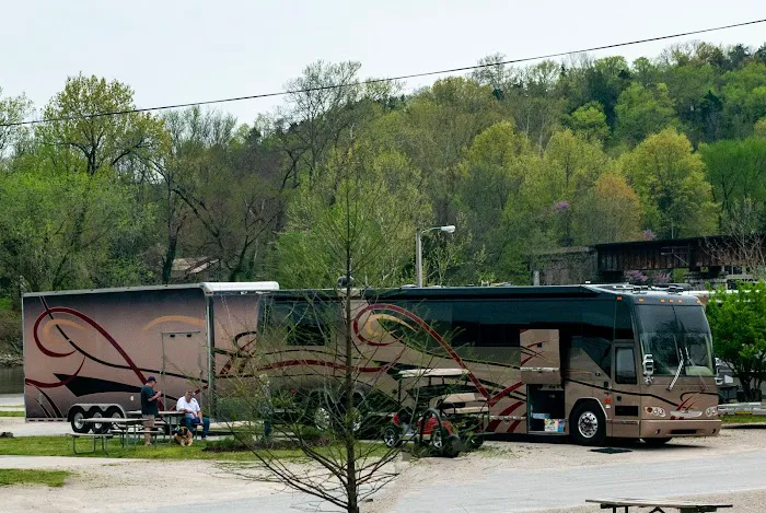 Branson Lakeside RV Park Picture 7