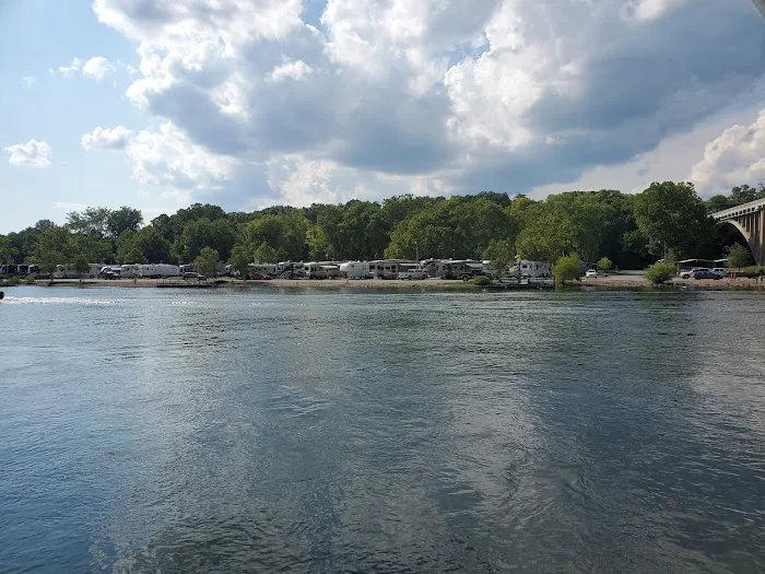 city of Branson rv park Picture 2