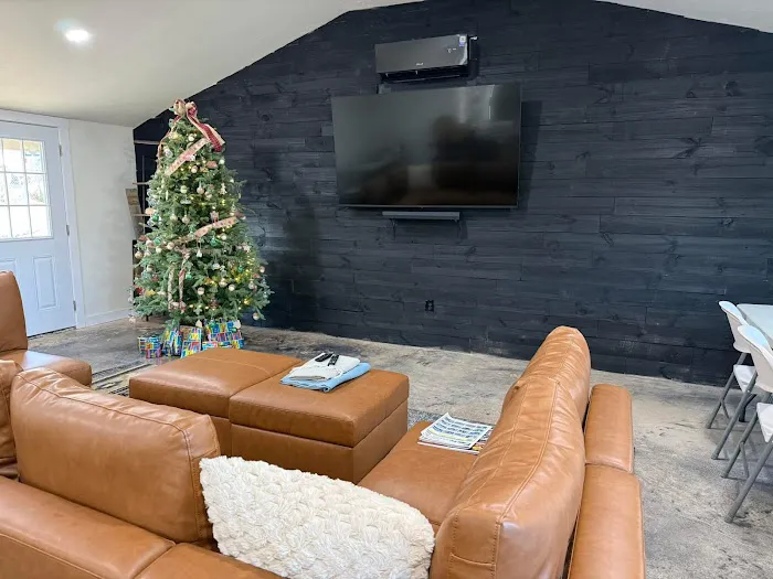 Hide-A-Way Branson RV Park Picture 9