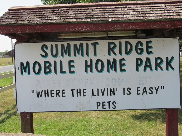 Summit Ridge Manufactured Home Community Picture 9