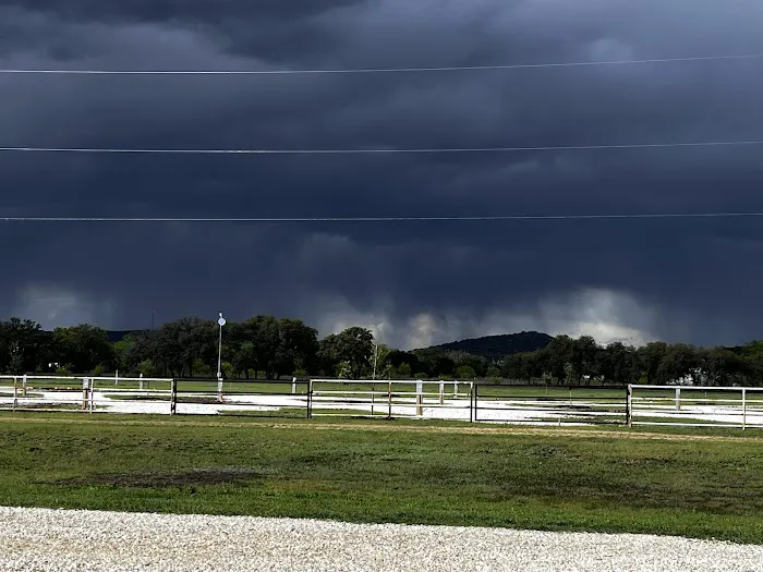 Lightning Ranch RV Park Picture 10