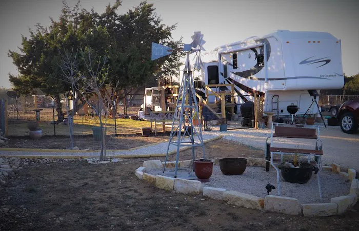 Frazier Farms RV Park Picture 2