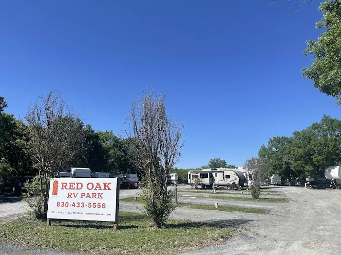 Red Oak RV Park Picture 2