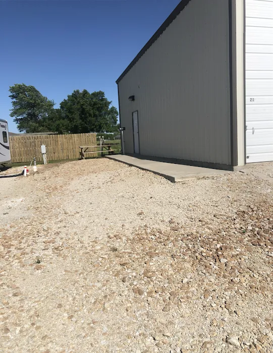 Pit’s RV Park and Storage Picture 5
