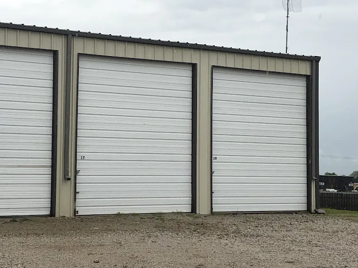 Pit’s RV Park and Storage Picture 6