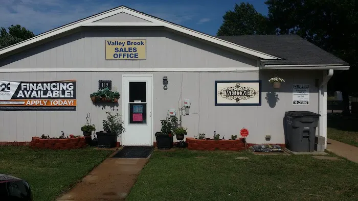 Valley Brook Manufactured Home Community Picture 3