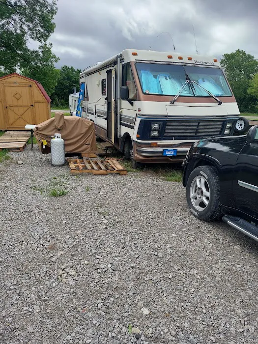 Hilton Mobile Home Park Picture 4