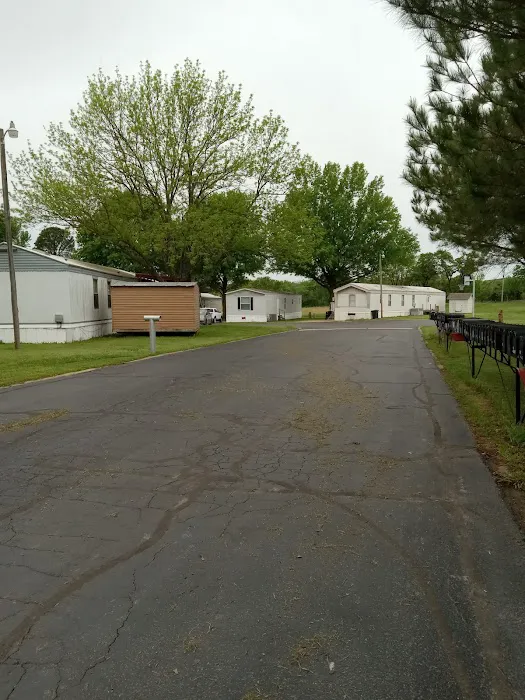 Windmill Mobile Home Park Picture 3