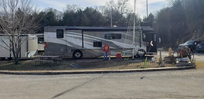 Riverview RV Park Picture 4