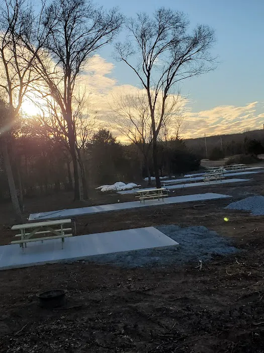 Eagle Mountain View RV Park & Campground Picture 6