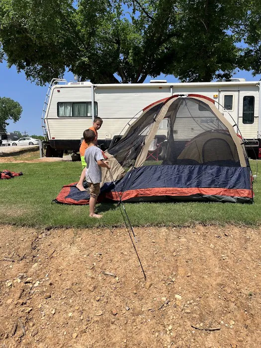 Shady Grove RV Park Picture 9