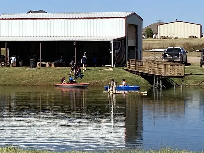 Hillwilliam Farms Fishing & RV Adventures Picture 3