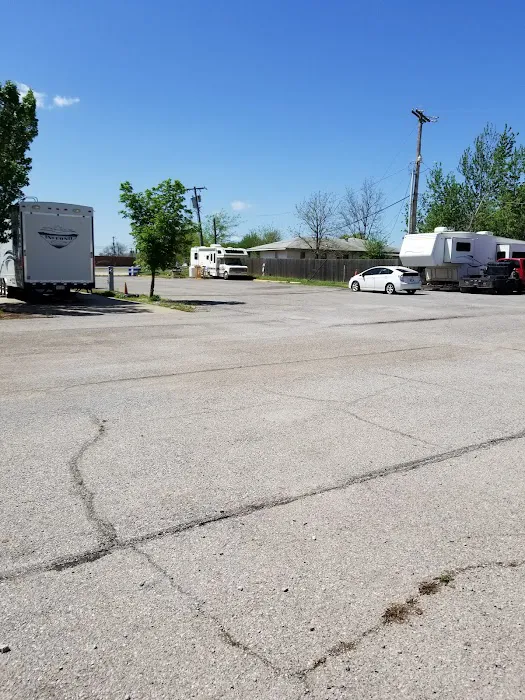 Rose RV Park Picture 3