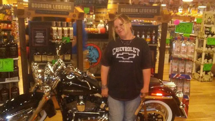 Woodridge Estates Mobile Home Park Picture 10