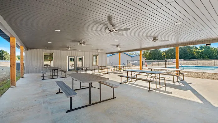 Blue Springs RV Park Picture 7