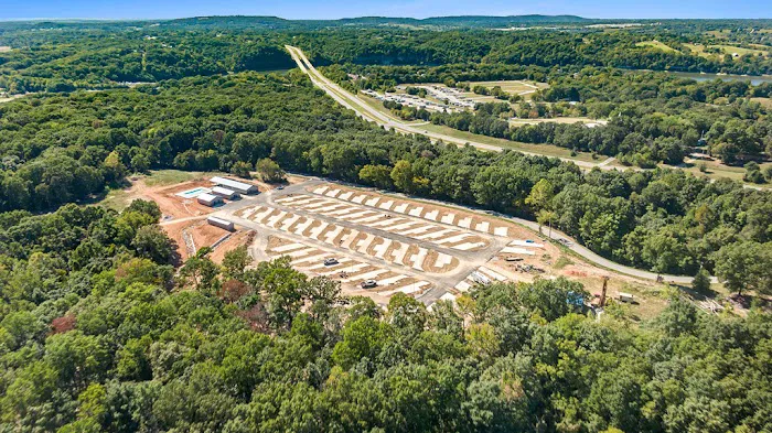 Blue Springs RV Park Picture 10