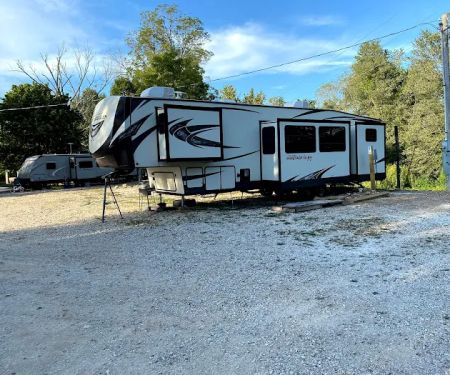 Illinois River RV Park Campground & Floats, Kayaking & Rafting