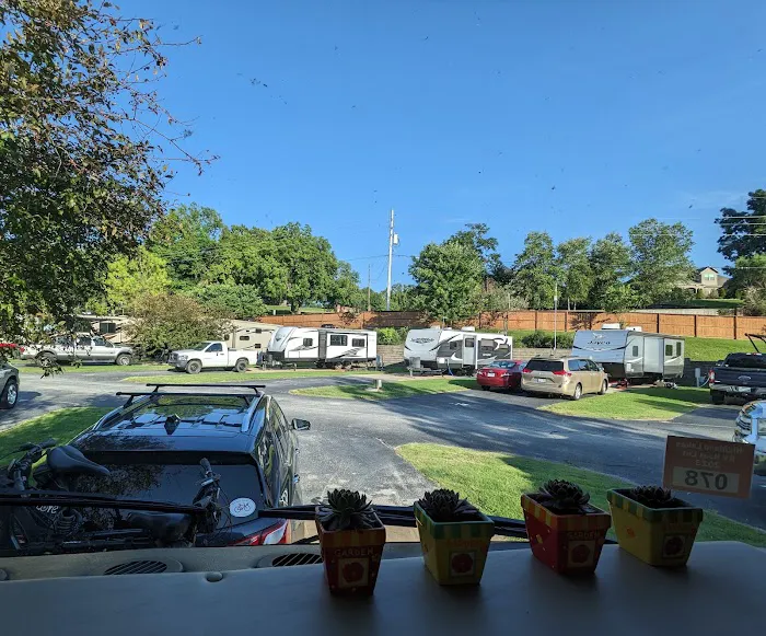 The Creeks RV Resort Picture 7