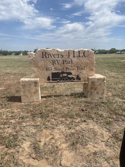RIVERS 4 LLC RV PARK Picture 2