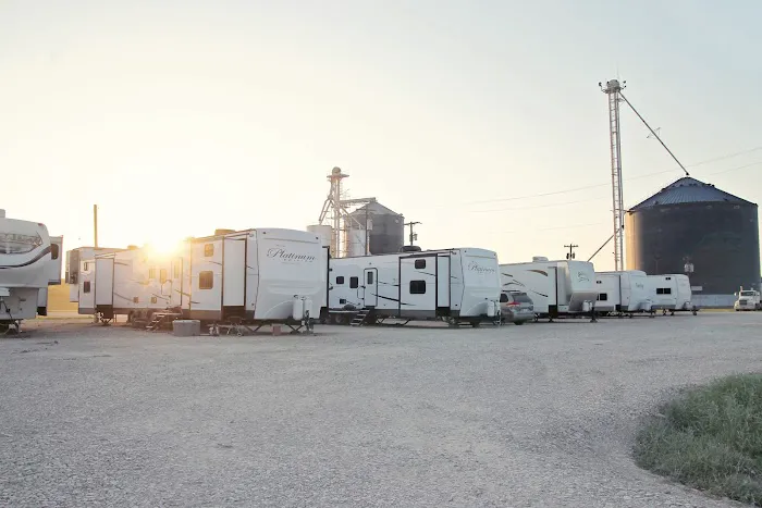 Haskell Co-Op RV Park Picture 2