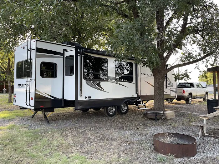 ABC RV PARK Picture 2