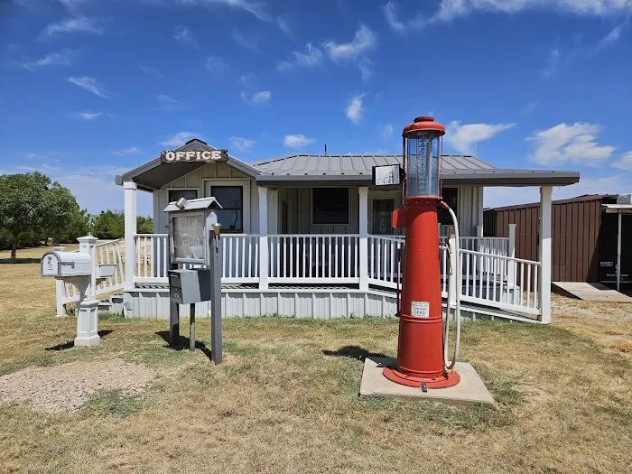 Rain Tree RV Park Picture 2