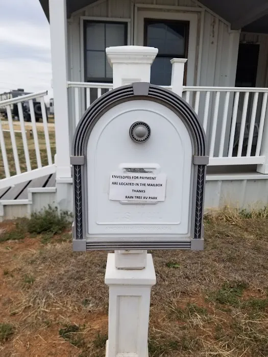 Rain Tree RV Park Picture 6