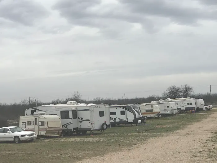 San Angelo Country Living RV Park Picture 9