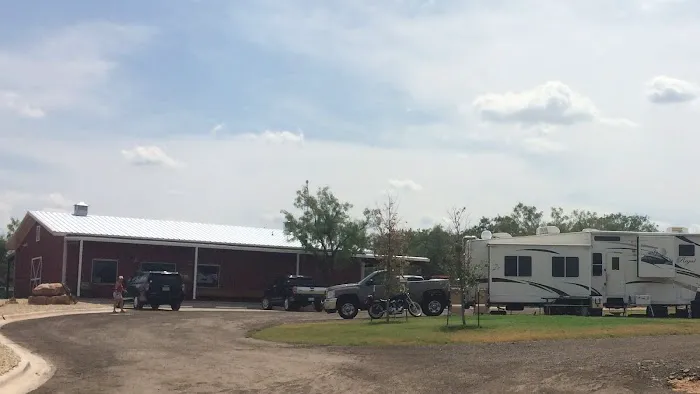 Bar J Hitchin' Post RV Park Picture 6