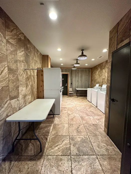 Bar J Hitchin' Post RV Park Picture 7