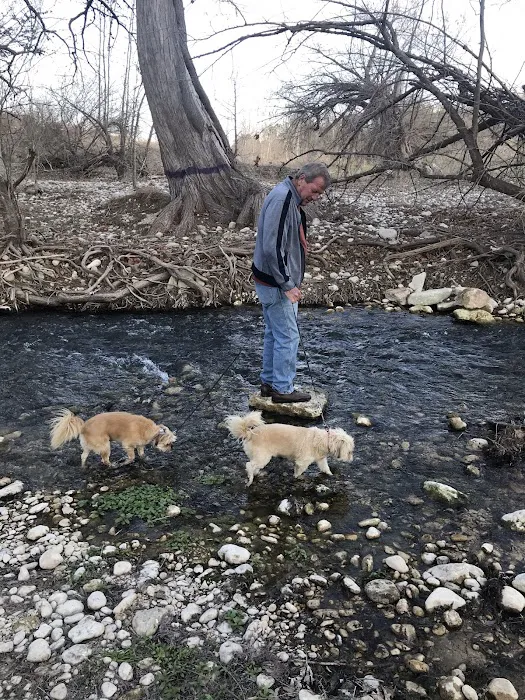 Riverside RV Park Picture 9