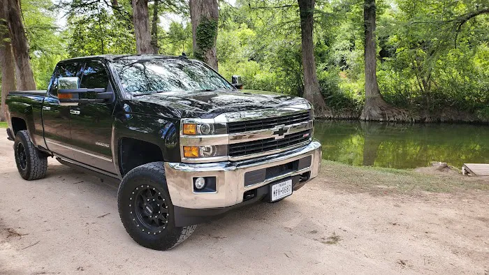 Bandera Star Riverfront Camping and RV Picture 10