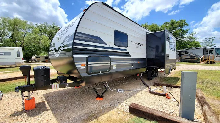 Bandera Star Riverfront Camping and RV Picture 8