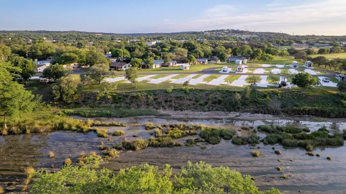 Riverfront RV Park Picture 1