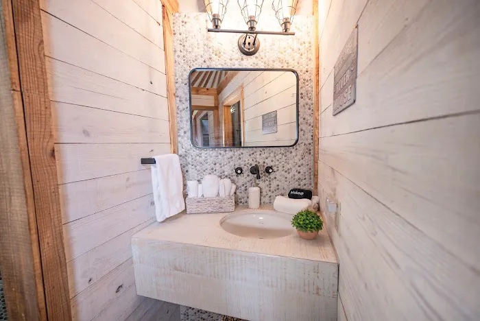 River Yurt Village & RV Park Picture 7