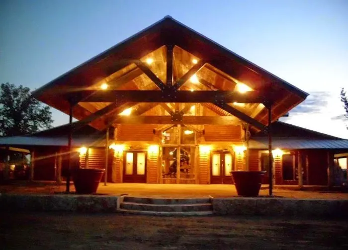 Antler Oaks Lodge and RV Resort Picture 2