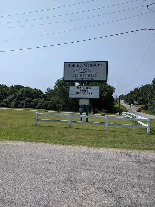 Rolling Meadows Mobile Home Community Picture 3