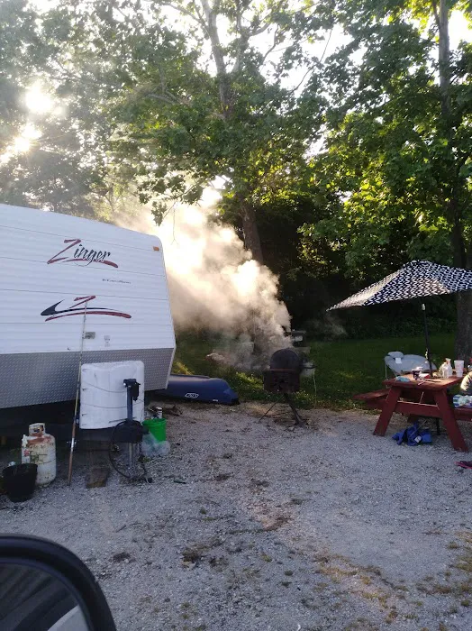 Branson View Estates Mobile Home Park Picture 10