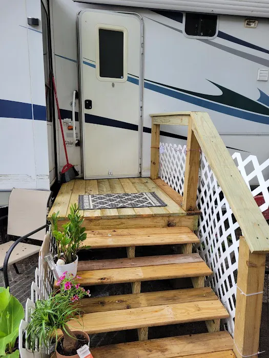 Angel Gage Picture 2